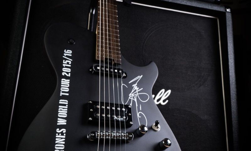 MUSE Signed Guitar and Set List from Download 2015