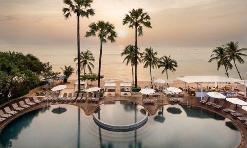 Eight nights in four different luxury hotels in Thailand
