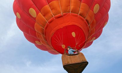 Exclusive Hot Air Balloon Ride for 2 with champagne